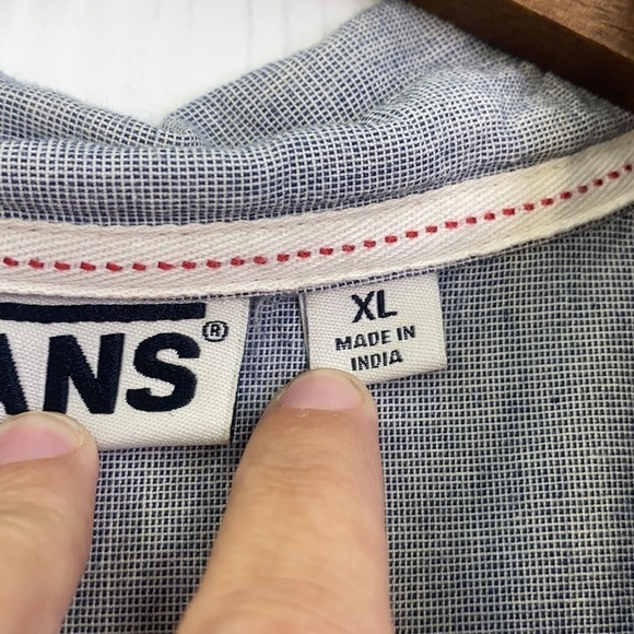 Vans - White & Navy Button Up Short Sleeve Shirt Size XL - Picture 10 of 13
